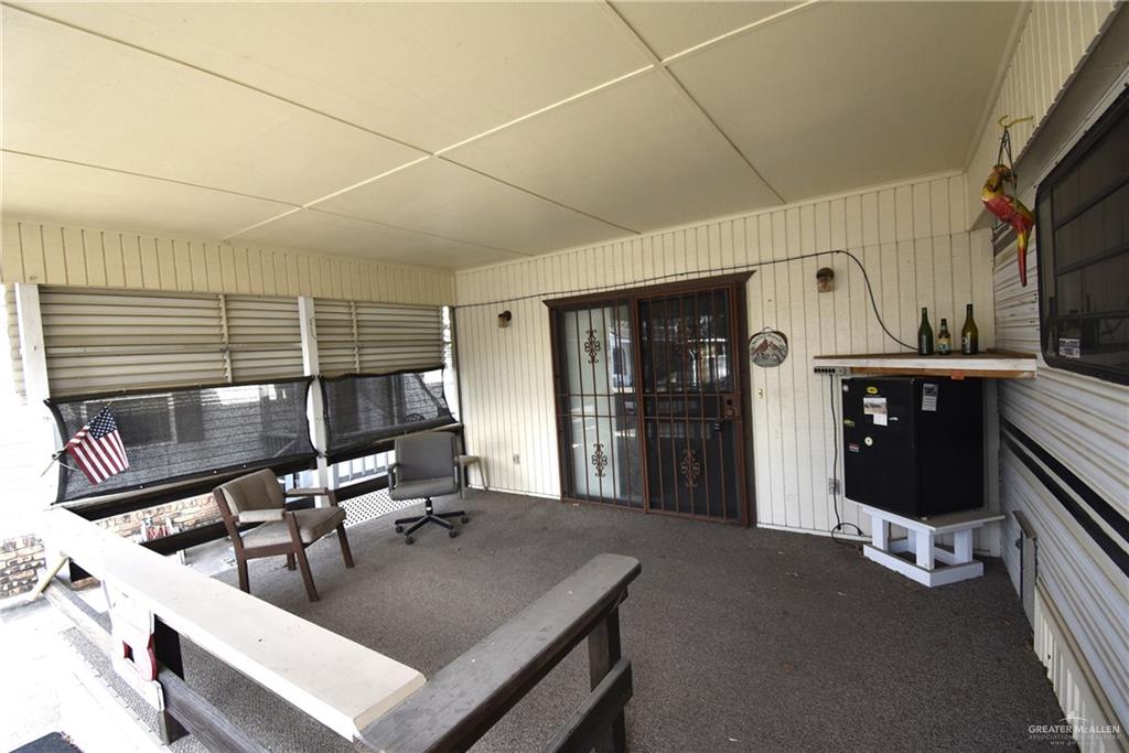 106 Rim Drive Mission, TX 78574 - Photo 2 of 17 Front Porch