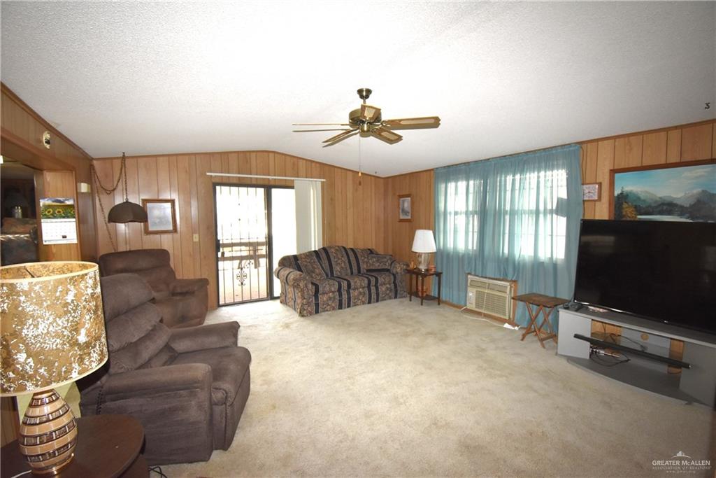 106 Rim Drive Mission, TX 78574 - Photo 4 of 17 Other View of Living Room