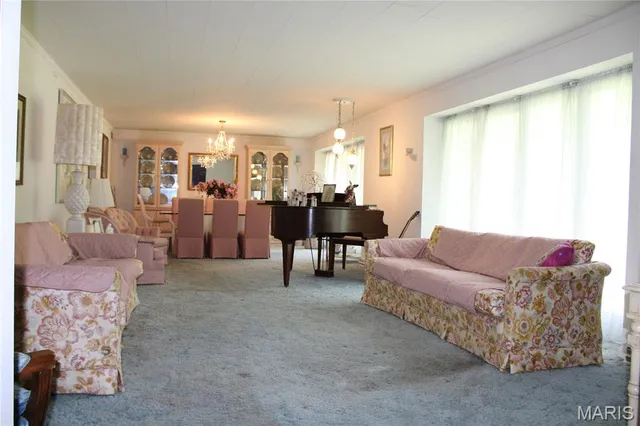 $250,000 | 3201 South Ward Avenue, Caruthersville, MO 63830