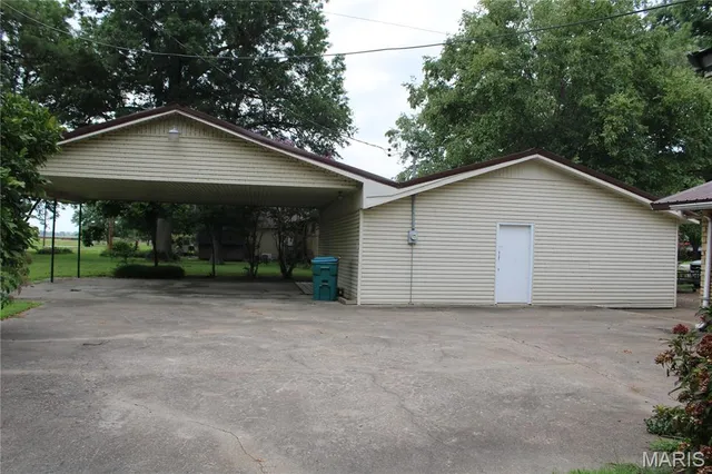 $250,000 | 3201 South Ward Avenue, Caruthersville, MO 63830