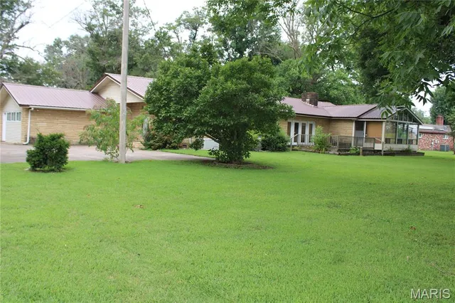 $250,000 | 3201 South Ward Avenue, Caruthersville, MO 63830