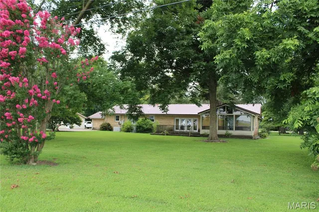 $250,000 | 3201 South Ward Avenue, Caruthersville, MO 63830