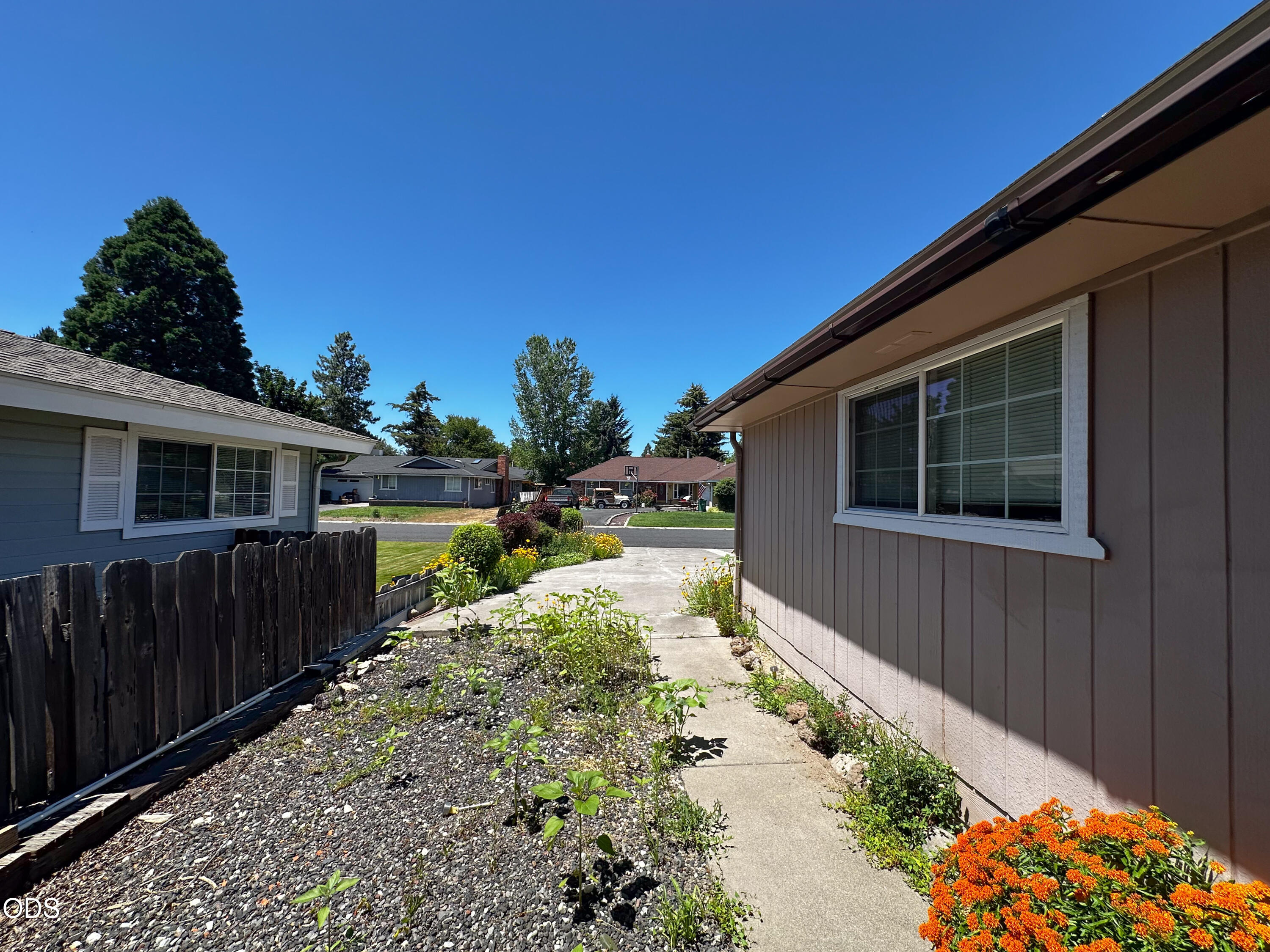 3937 Rio Vista Way Klamath Falls, OR 97603 - Photo 38 of 40