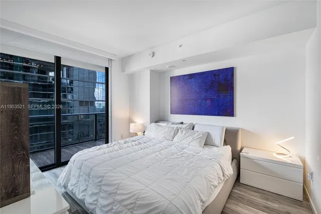 $4,200 | 801 South Miami Avenue, Unit 4207, Miami, FL 33131