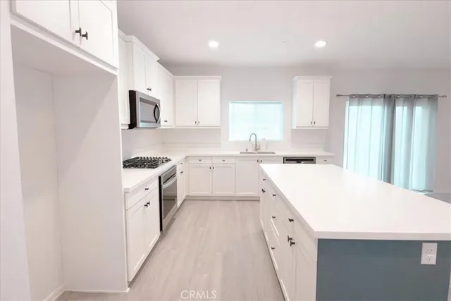 $450,000 | 11736 Fresh Meadow Place, Victorville, CA 92392