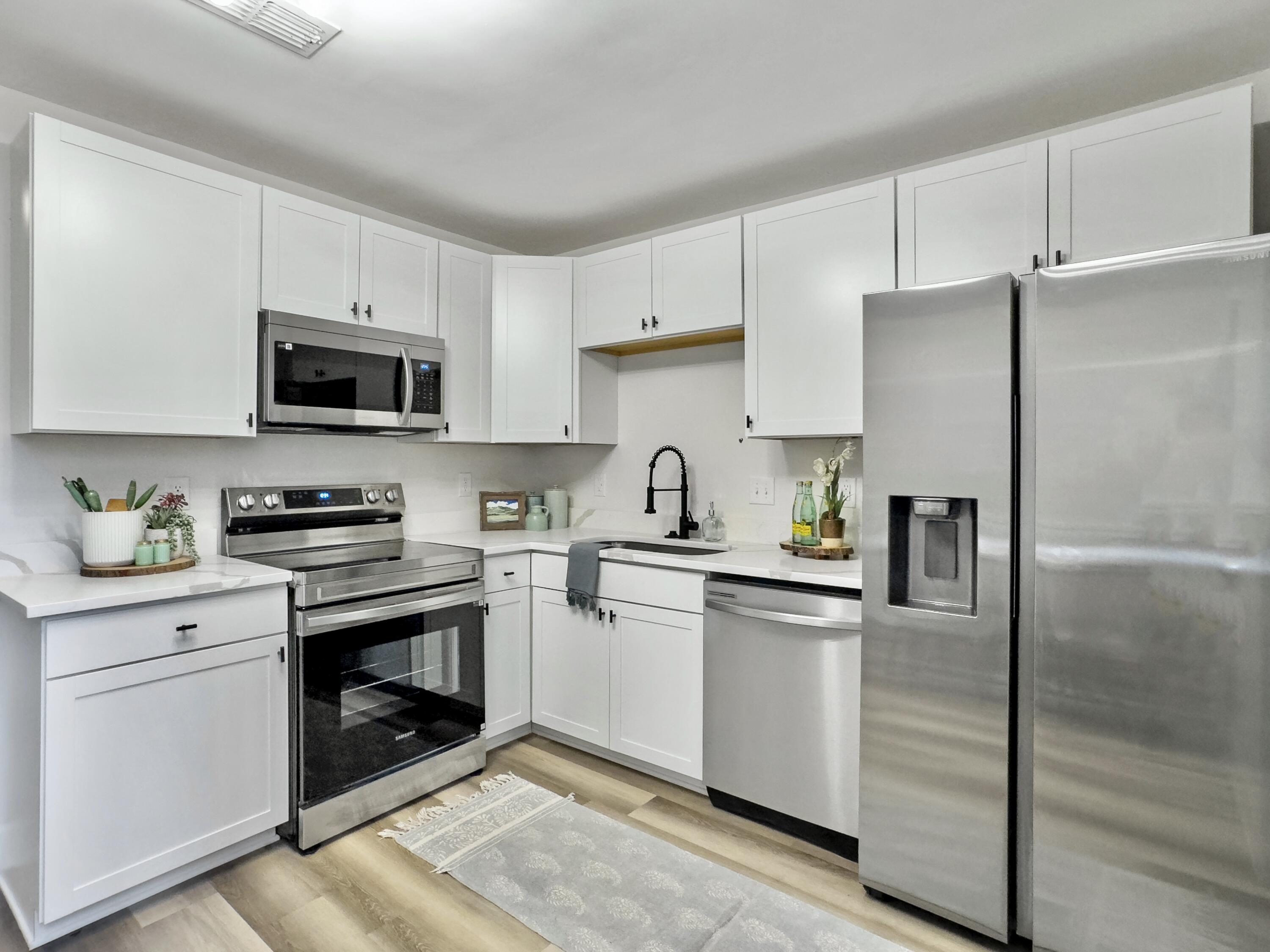 306 Crestview Drive, Unit B Summerville, SC 29485 - Photo 11 of 24 new appliances