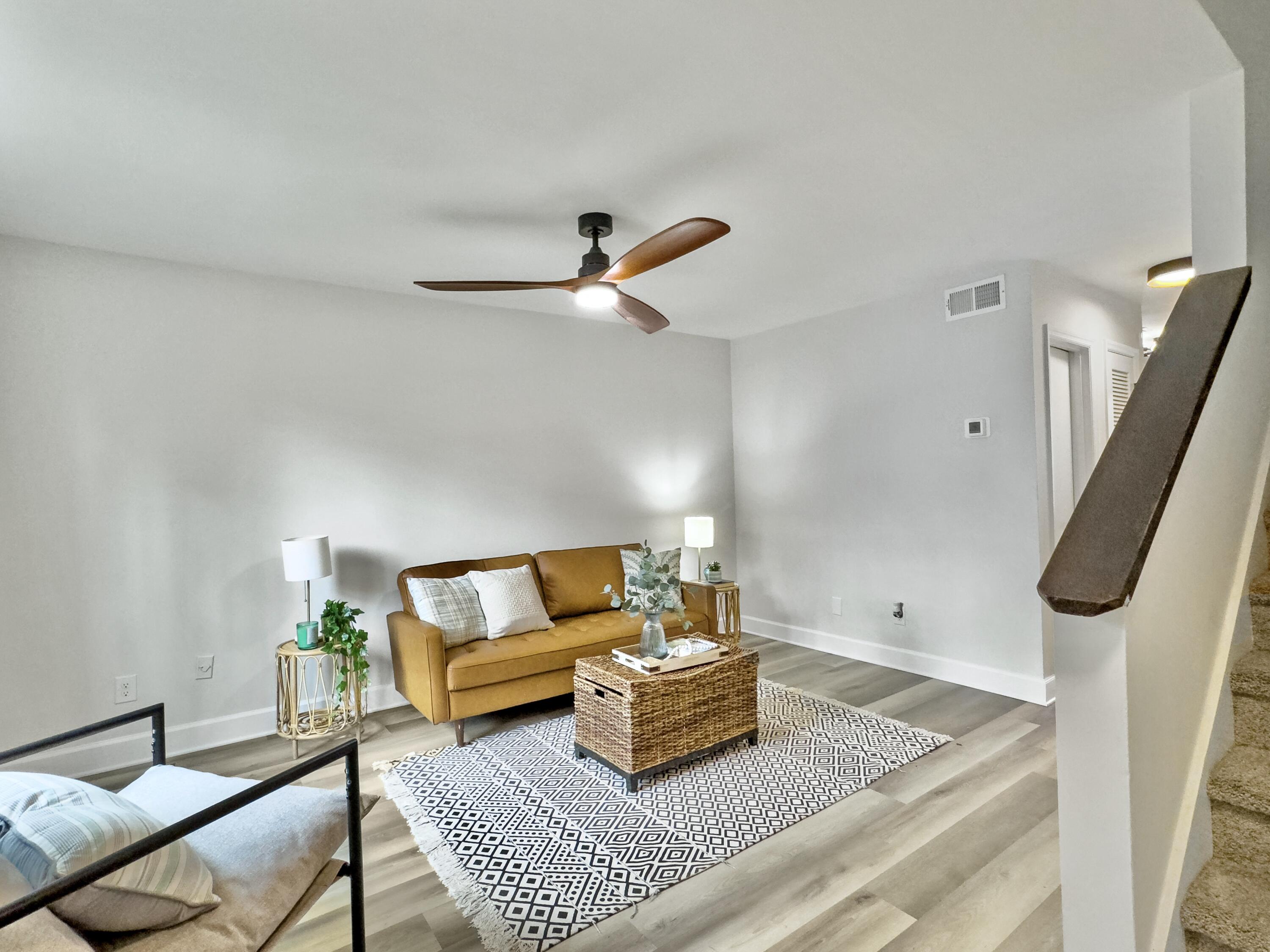 306 Crestview Drive, Unit B Summerville, SC 29485 - Photo 7 of 24 living room