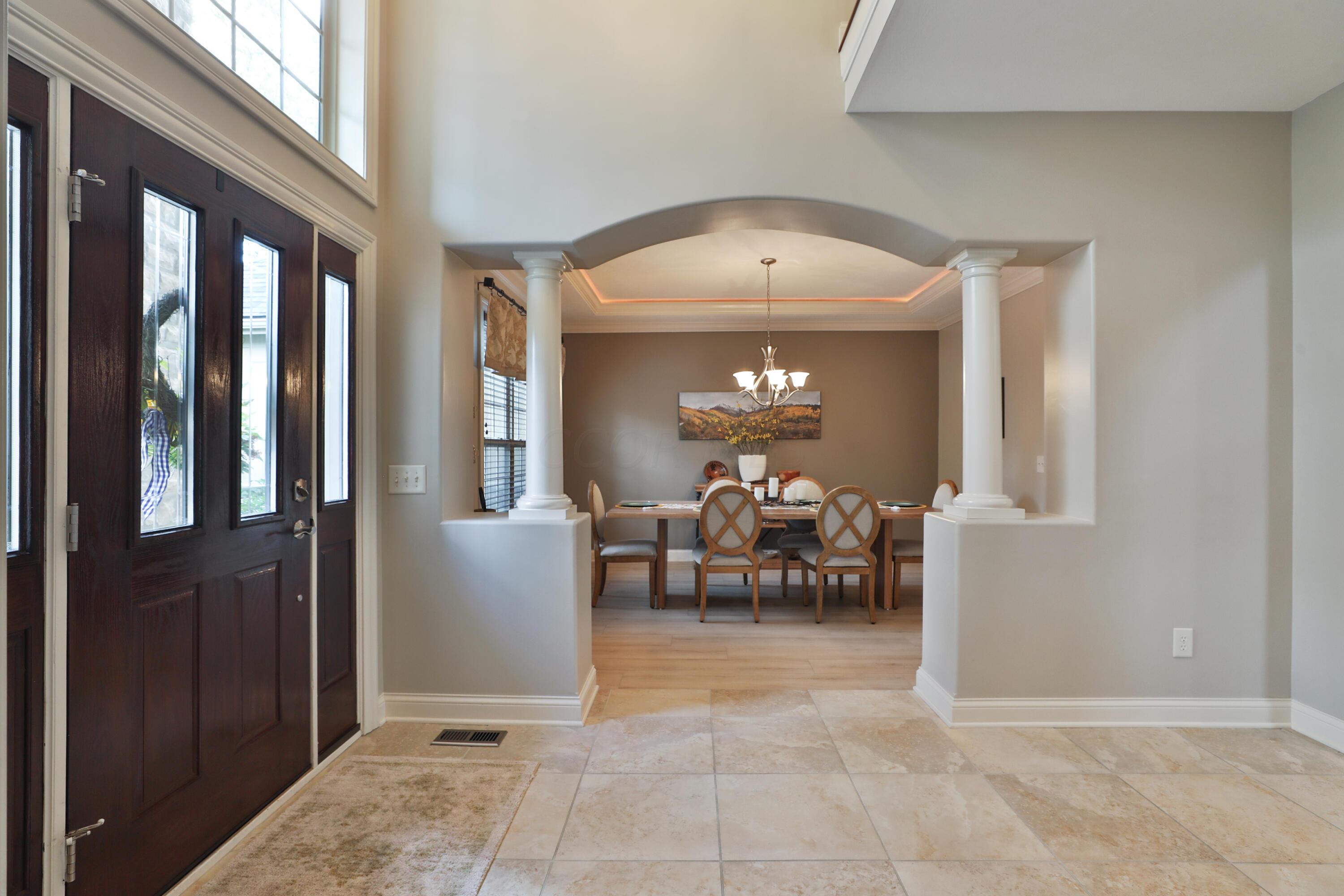 5453 Dublin Road Dublin, OH 43016 - Photo 7 of 38 Formal dining