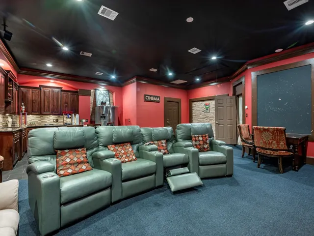 $799,900 | 19627 Riverwalk Drive, Porter, TX 77365