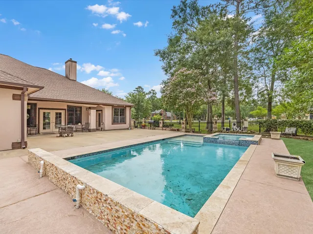 $799,900 | 19627 Riverwalk Drive, Porter, TX 77365