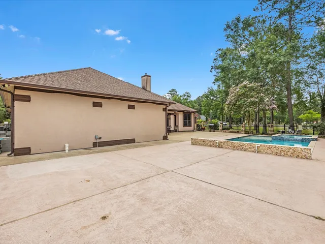 $799,900 | 19627 Riverwalk Drive, Porter, TX 77365