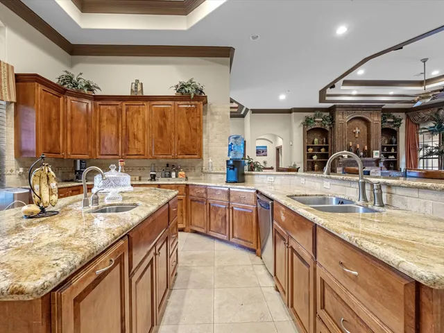 $799,900 | 19627 Riverwalk Drive, Porter, TX 77365