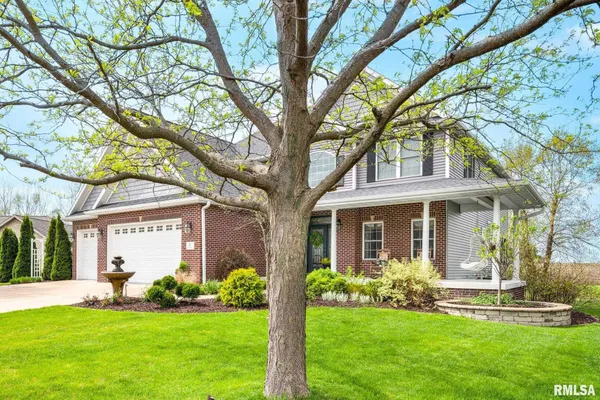 $600,000 | 17 Fountaindale, Washington, IL 61571