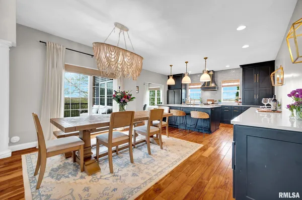 $600,000 | 17 Fountaindale, Washington, IL 61571