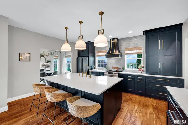 $600,000 | 17 Fountaindale, Washington, IL 61571