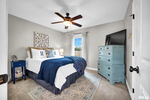 $600,000 | 17 Fountaindale, Washington, IL 61571