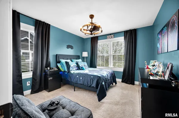 $600,000 | 17 Fountaindale, Washington, IL 61571