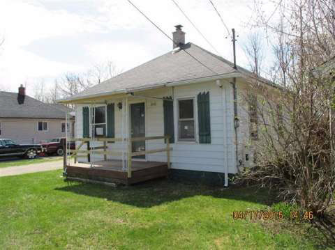 2040 Lambden Road Flint, MI 48532 - Photo 3 of 19 20436583-2.JPG