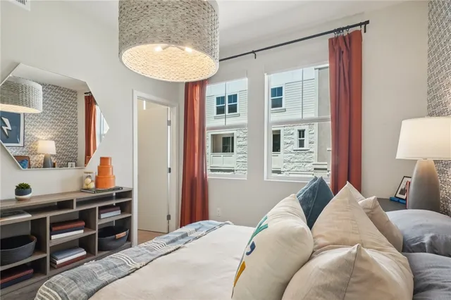 $569,990 | 161 North 1st Avenue, Upland, CA 91786