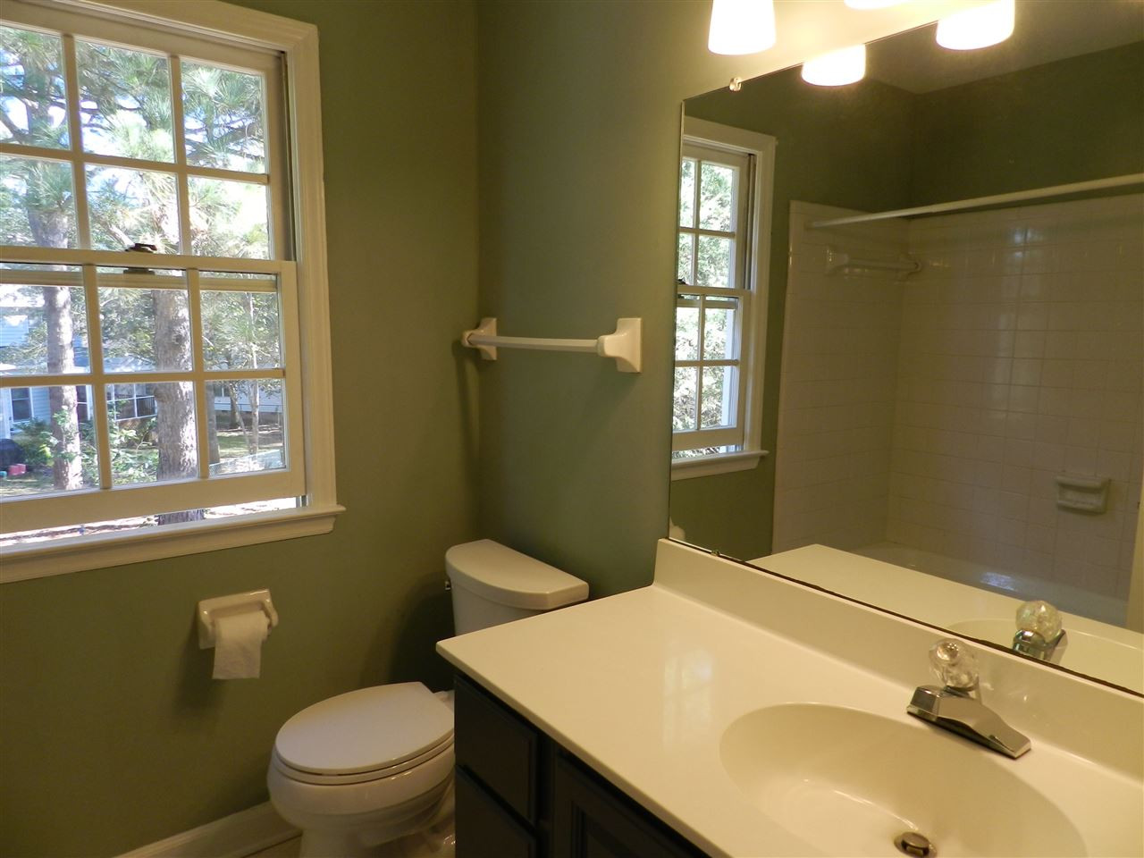 103 Rother Lane Durham, NC 27707 - Photo 20 of 24 Bathroom