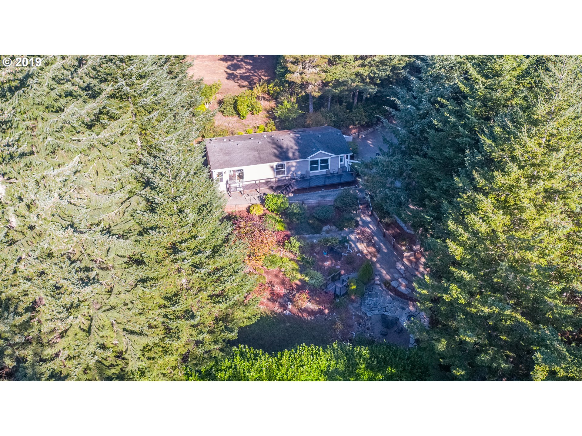 63312 Shasta Road Coos Bay, OR 97420 - Photo 3 of 32 Gallery Image 3
