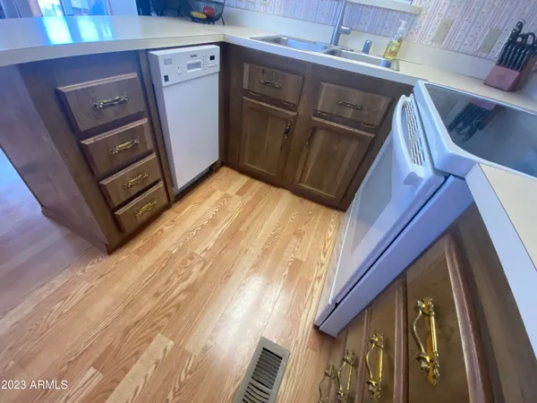 $100,000 | 1167 Kiowa Circle, Unit 167, Apache Junction, AZ 85119