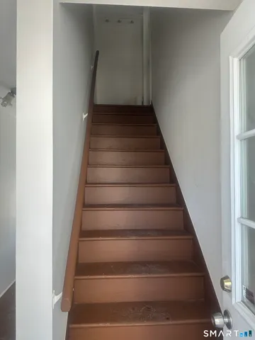 $1,600 | 125 Harwinton Avenue, Plymouth, CT 06786