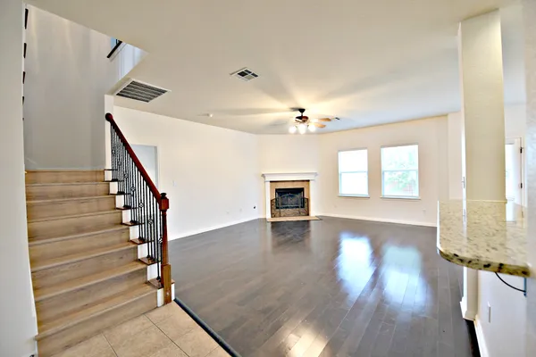 $3,195 | 15012 Fernhill Drive, Austin, TX 78717