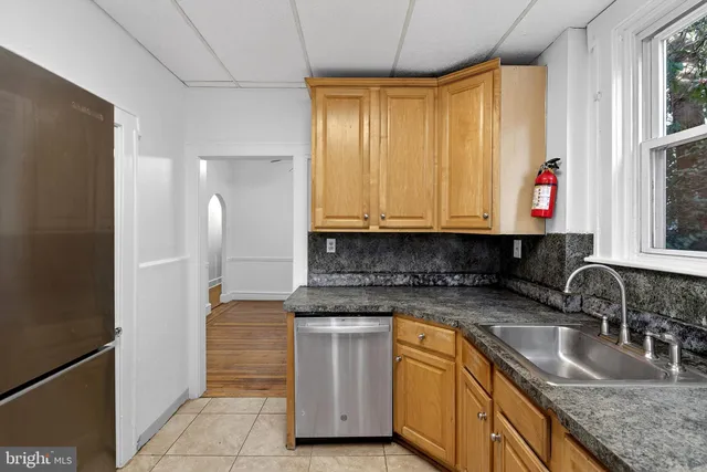 $439,900 | 412 West Maple Avenue, Merchantville, NJ 08109