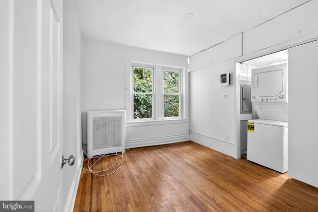 $439,900 | 412 West Maple Avenue, Merchantville, NJ 08109