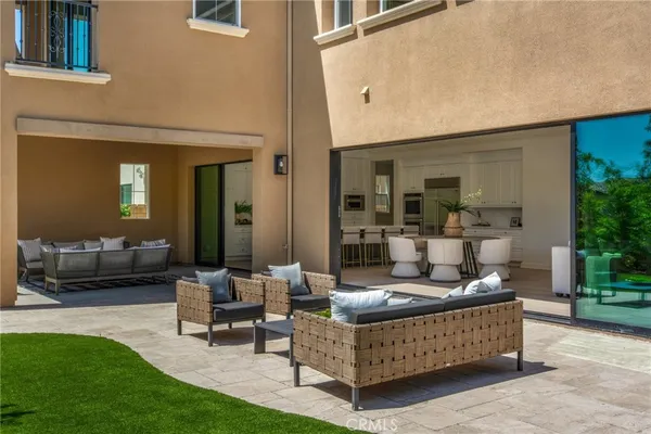 $2,995,000 | 18 Sorrel, Lake Forest, CA 92630