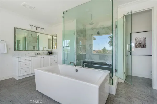 $2,995,000 | 18 Sorrel, Lake Forest, CA 92630