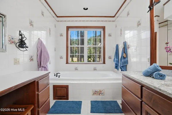 $550,000 | 112 Cashie Drive, Hertford, NC 27944