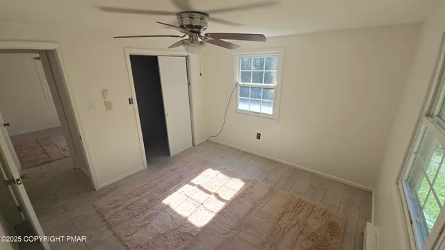 a view of empty room with window