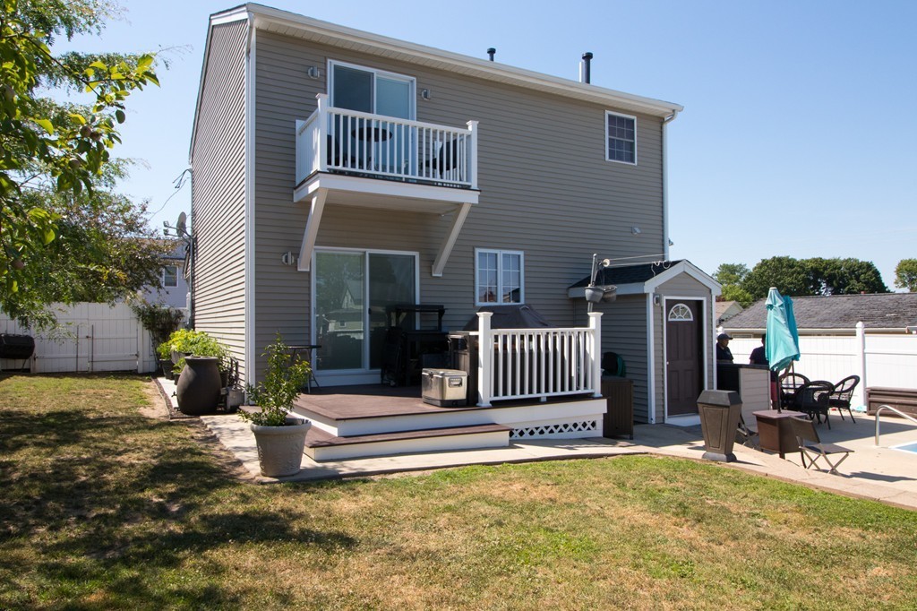 152 Carter Street Fall River, MA 02721 - Photo 27 of 30 a front view of a house with garden