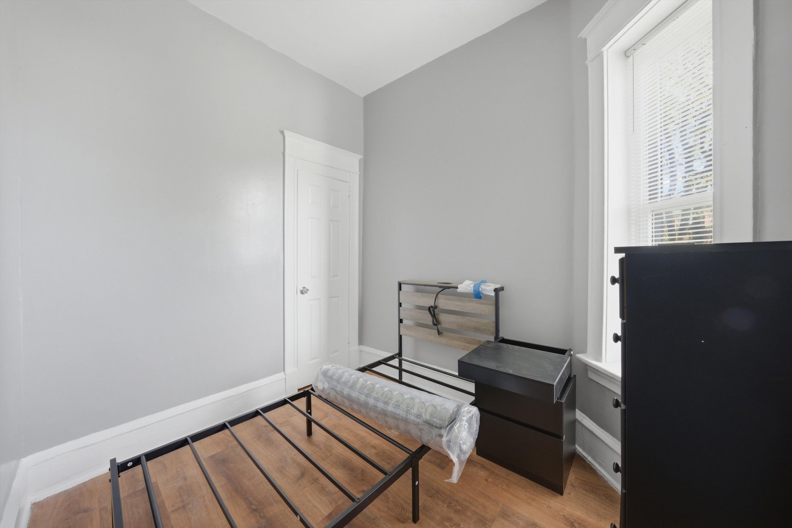 7056 South Parnell Avenue, Unit 3N Chicago, IL 60621 - Photo 4 of 12