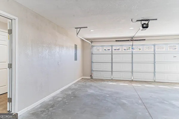 $249,900 | 227 Twinn Lakes Drive, Baxley, GA 31513