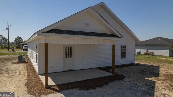 $249,900 | 227 Twinn Lakes Drive, Baxley, GA 31513