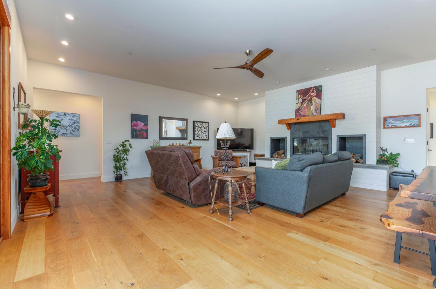 159 Stone Ridge Court Murphys, CA 95247 - Photo 8 of 96