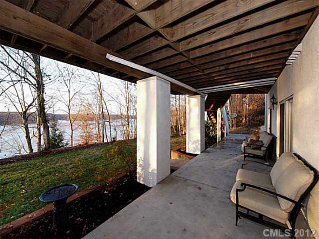 10018 Saw Mill Road Charlotte, NC 28278 - Photo 13 of 16 Gallery Image 13