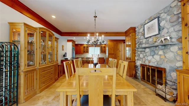 $2,650,000 | 124 Montauk Highway, Westhampton, NY 11977