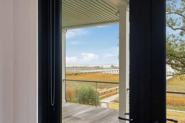 $15,000 | 200 Queen Street, Mount Pleasant, SC 29464