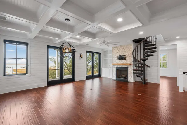 $15,000 | 200 Queen Street, Mount Pleasant, SC 29464