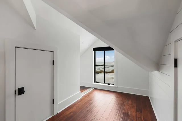 $15,000 | 200 Queen Street, Mount Pleasant, SC 29464