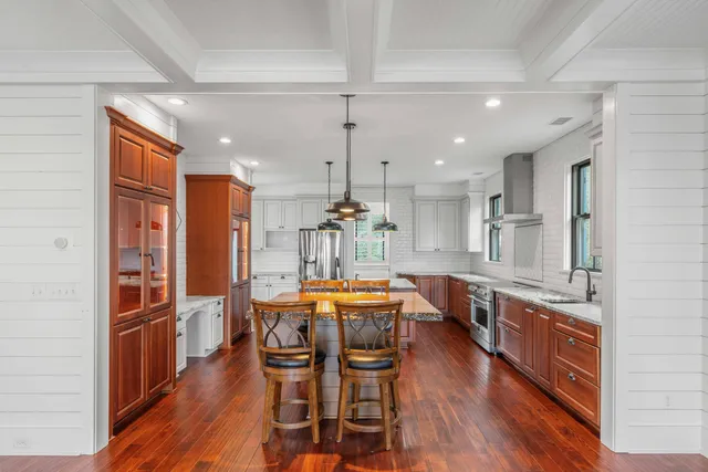 $15,000 | 200 Queen Street, Mount Pleasant, SC 29464