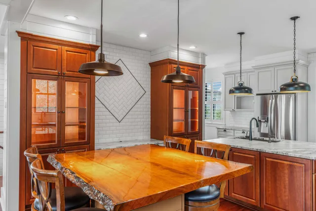 $15,000 | 200 Queen Street, Mount Pleasant, SC 29464