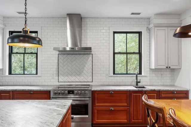 $15,000 | 200 Queen Street, Mount Pleasant, SC 29464