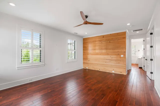 $15,000 | 200 Queen Street, Mount Pleasant, SC 29464