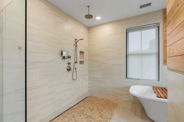 $15,000 | 200 Queen Street, Mount Pleasant, SC 29464