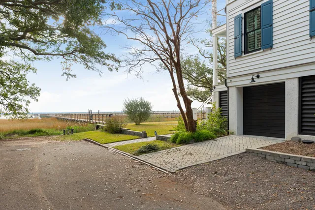 $15,000 | 200 Queen Street, Mount Pleasant, SC 29464